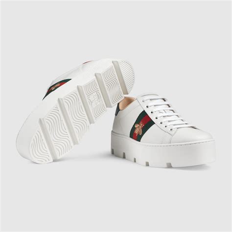 Sneaker Ace donna ricamata con plateau in pelle bianca